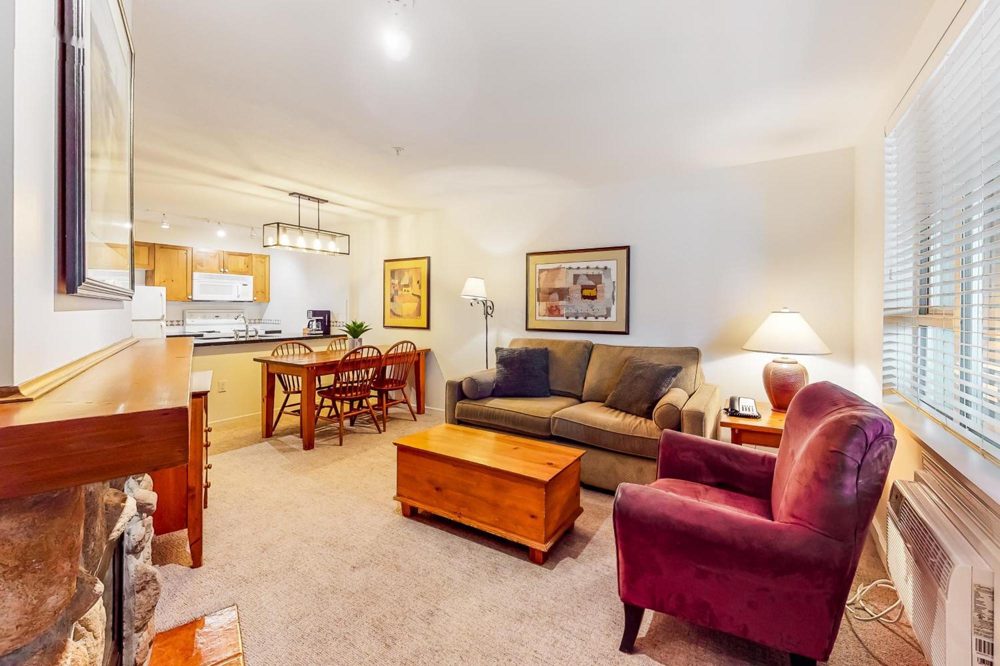 Town Plaza Suites Whistler Quarto foto