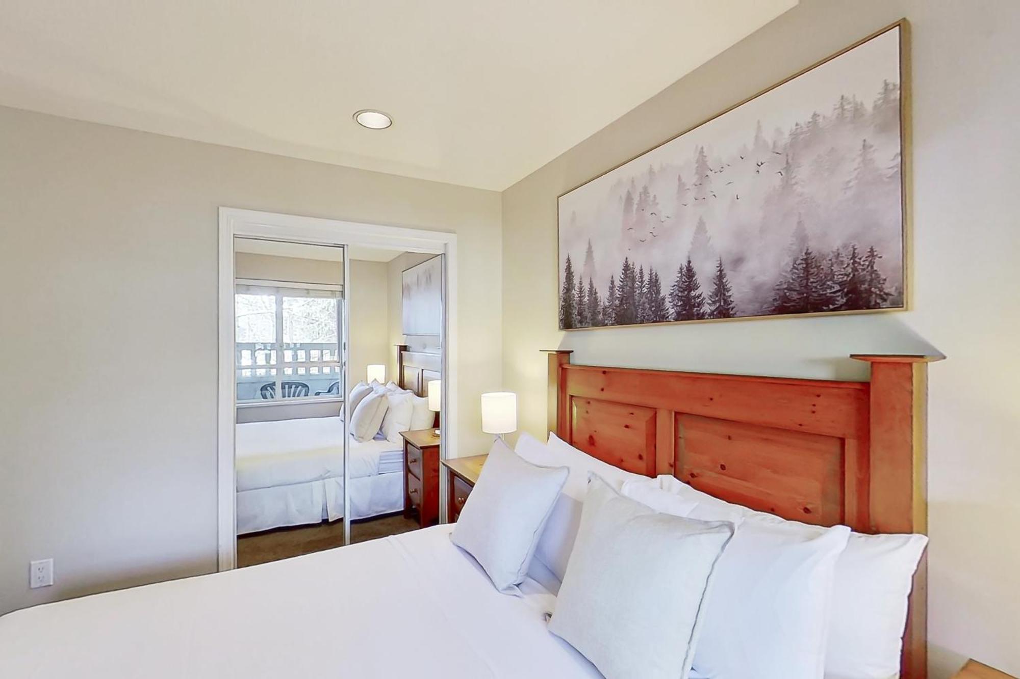 Town Plaza Suites Whistler Quarto foto