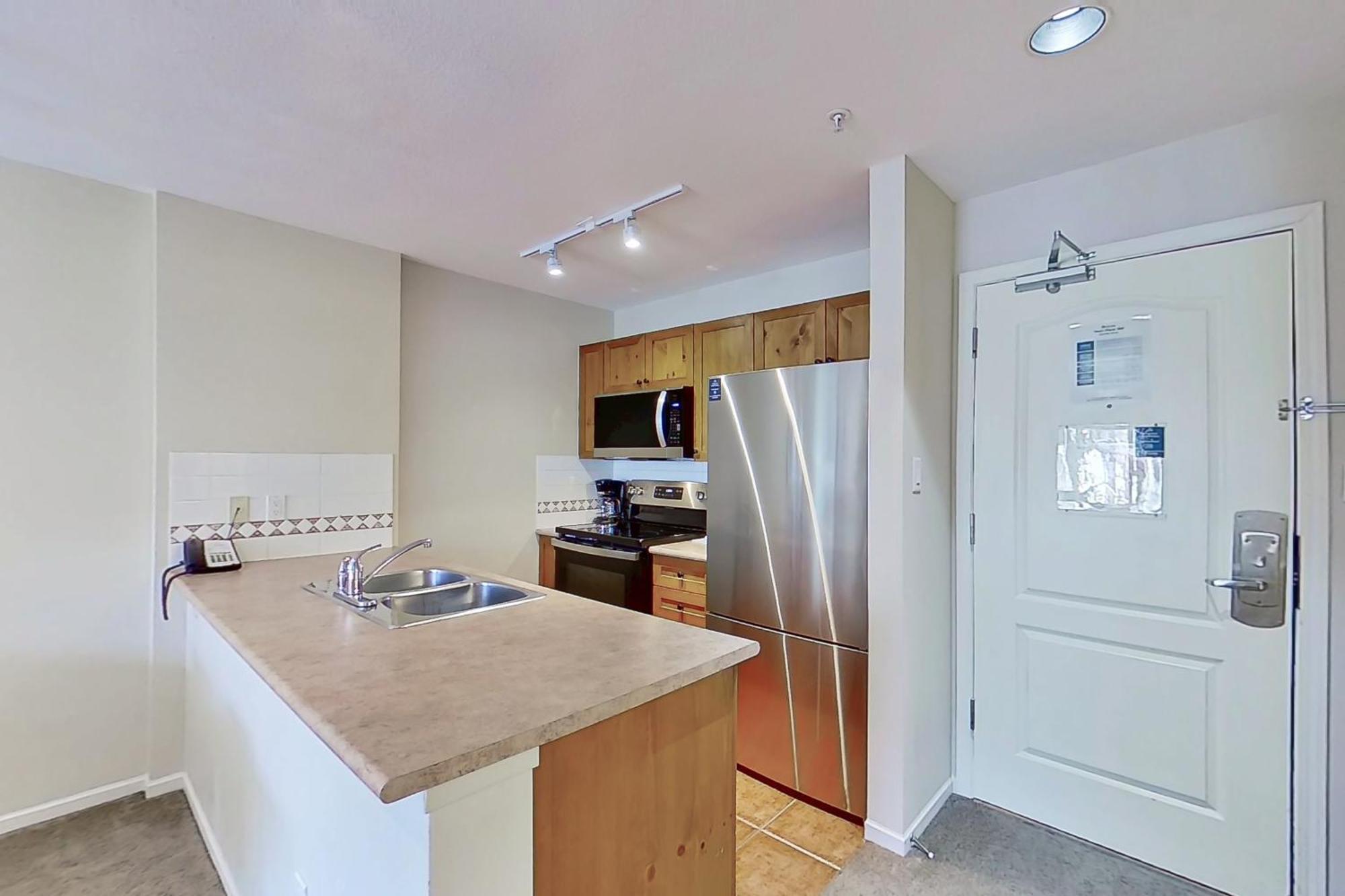 Town Plaza Suites Whistler Quarto foto